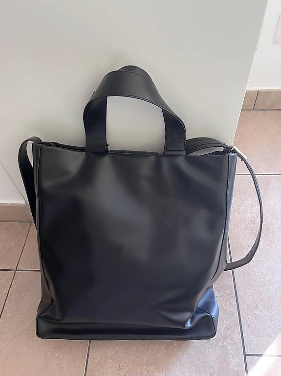 Guess Borse da donna: Borsa da donna Guess nuova! – Nuovo e nell'imballaggio originale da Davesco-Soragno venduto da dai_925z 1
