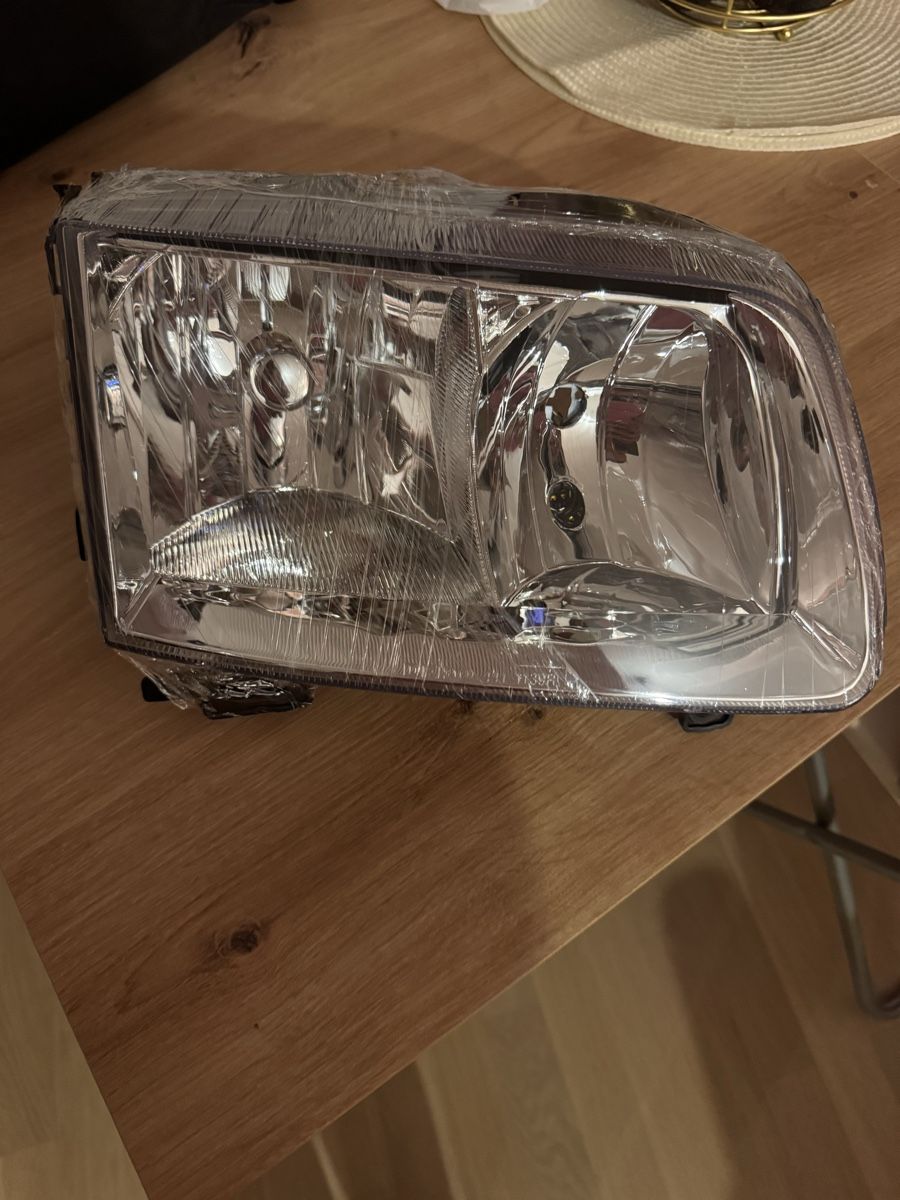 VW Fari: Scheinwerfer + Frontblinker Vw Polo 6n2 Bj 2001 – Nuovo e nell'imballaggio originale da Aesch BL venduto da ade_l9gj