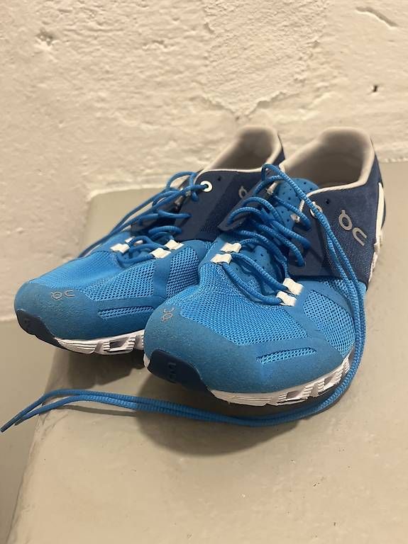 On Scarpe da uomo: On Laufschuhe, Grösse 42.5 – Usato da Chur venduto da sonicservice