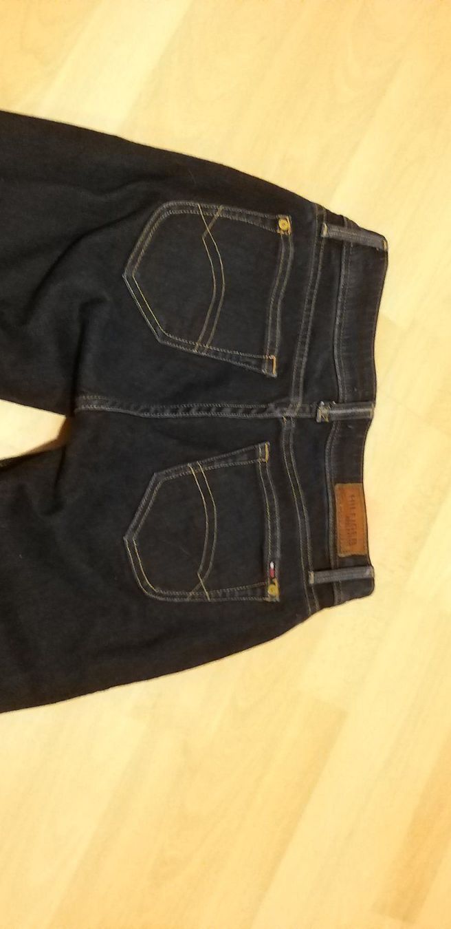 Tommy Hilfiger Jeans: Tommy Hilfiger  26/ 32 Neu – Nuovo (secondo la descrizione) da Gommiswald venduto da Cyndi5 3