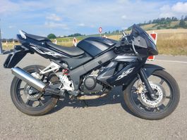 Honda CBR 125 R Motorrad A1 ab 16 jahren fahrbar 10 kw