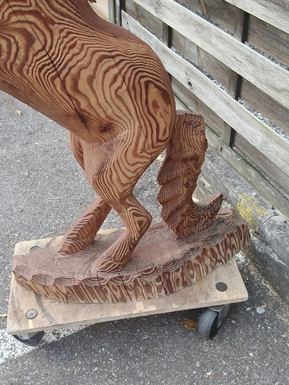 Sculptures & Statues: Massive Holzskulptur, Pferd  – D'occasion à Zwingen par inf_2blh 5