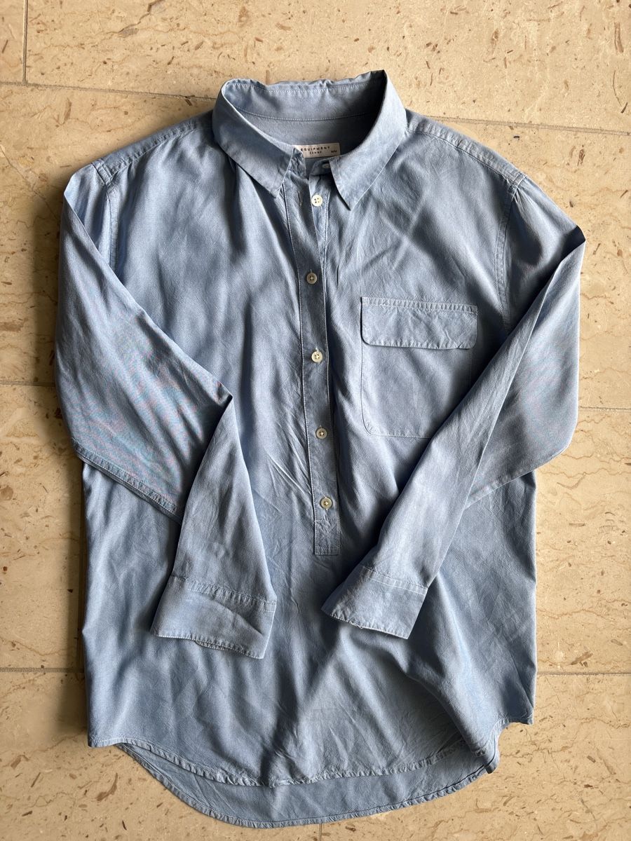 Equipment Camicette: Equipment Femme Seidenbluse, Hellblau – Nuovo (secondo la descrizione) da Zürich venduto da marykari37 7