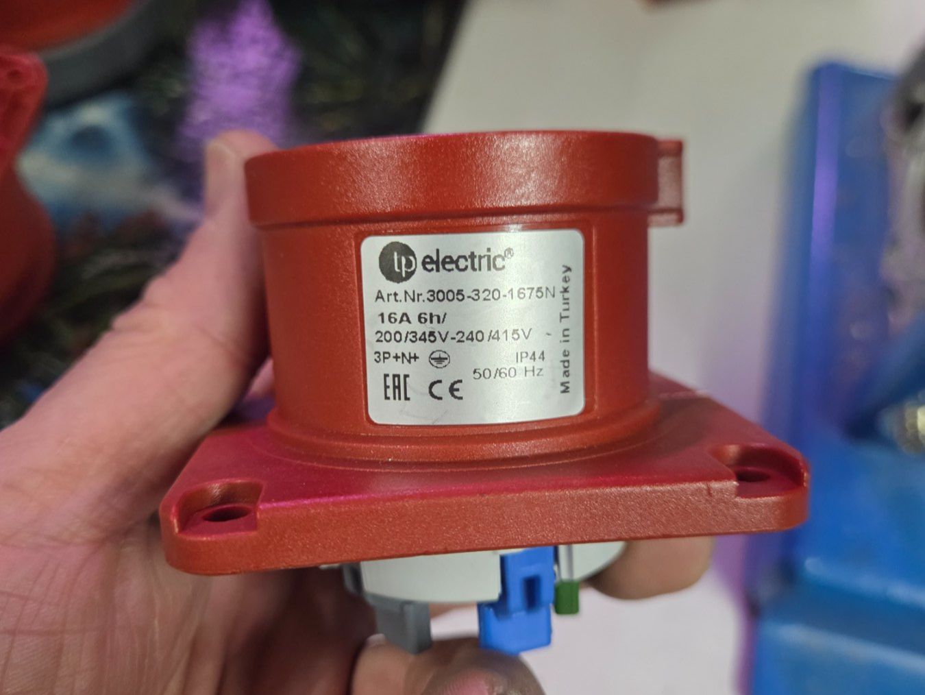 Spine: Steckdose 16A 5polig CEE 16A Starkstrom CEE16 Anbaustecker – Nuovo e nell'imballaggio originale da Zürich venduto da eymen20 1