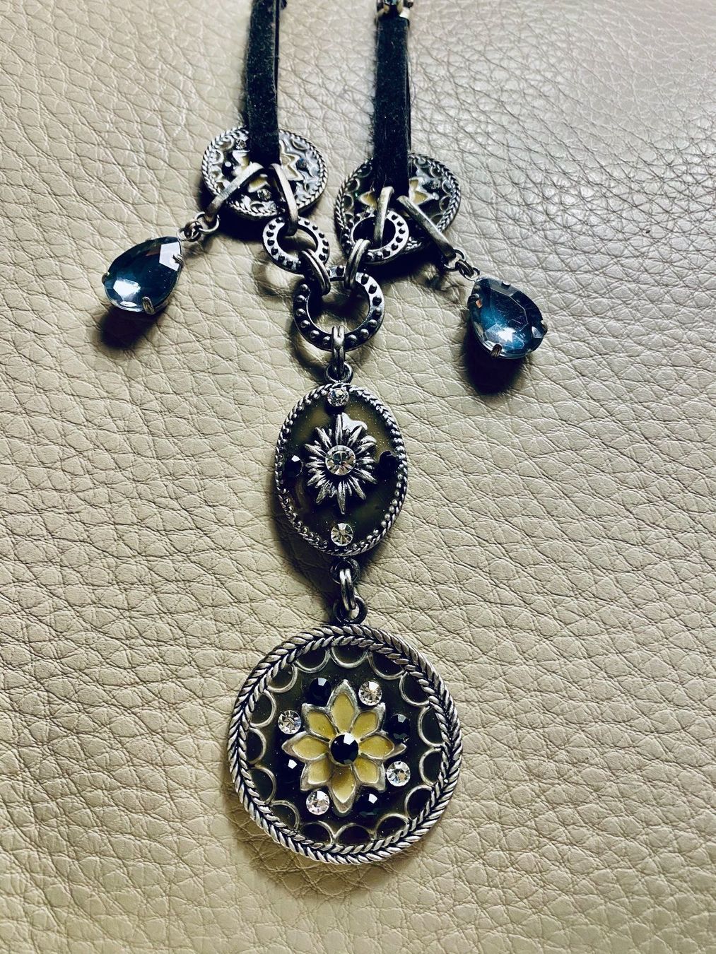 Catenine: Collier neuf  30 cm – Nuovo (secondo la descrizione) da Porrentruy venduto da SYANKA 2