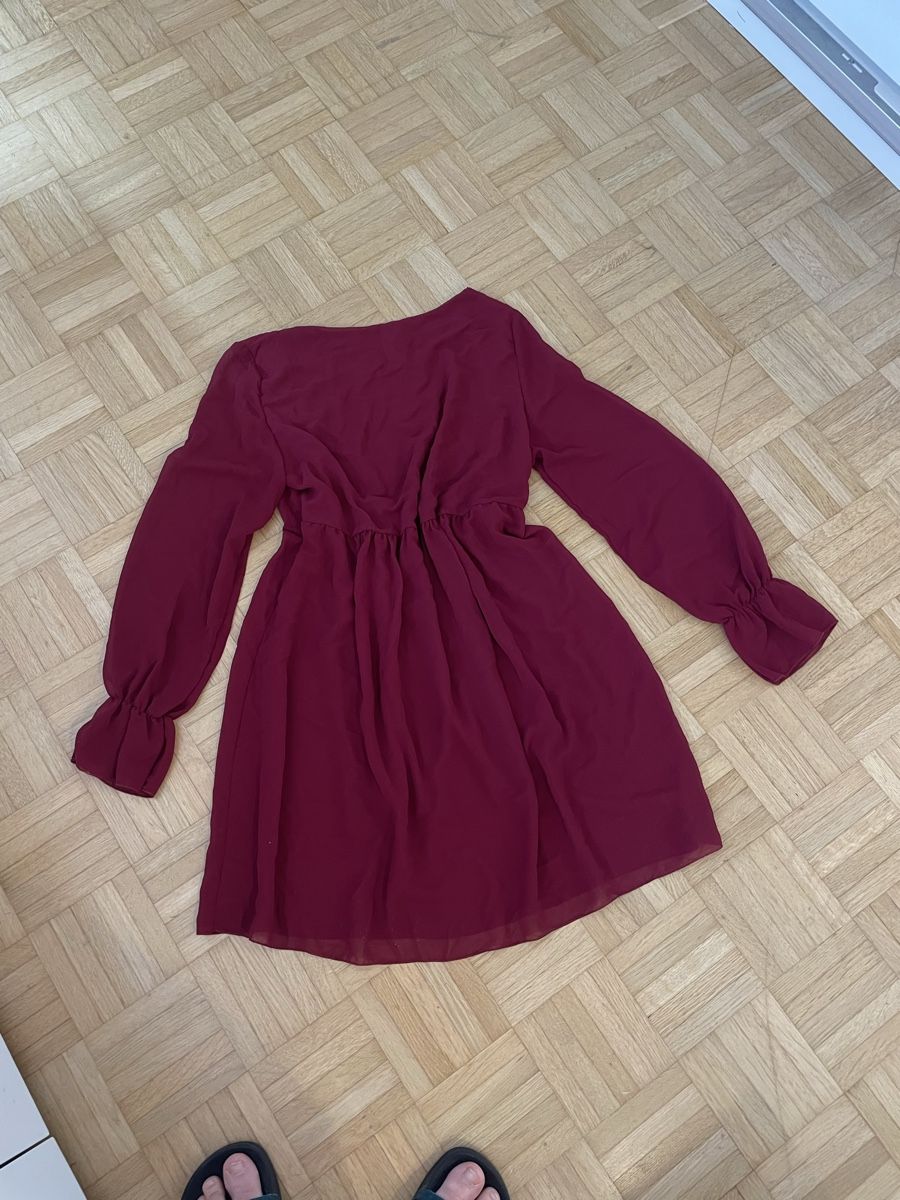 Vestiti: Kleid, bordeaux rot, Grösse S/M – Nuovo (secondo la descrizione) da Zürich venduto da Carlajimena 7