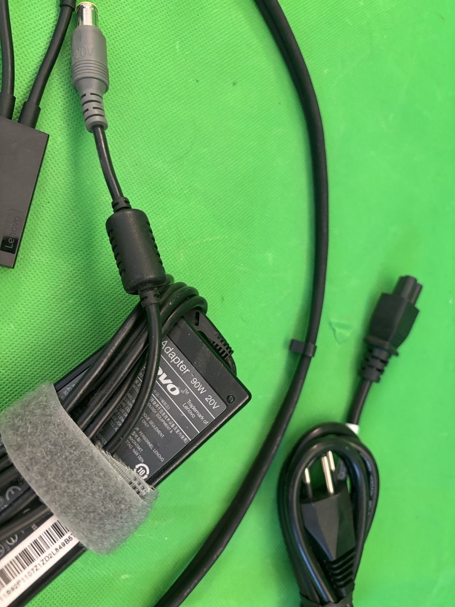 Lenovo Docking station: Lenovo ThinkPad Thunderbolt 3 Dock Gen 2 gebraucht – Usato da Kilchberg ZH venduto da bionicdog 4