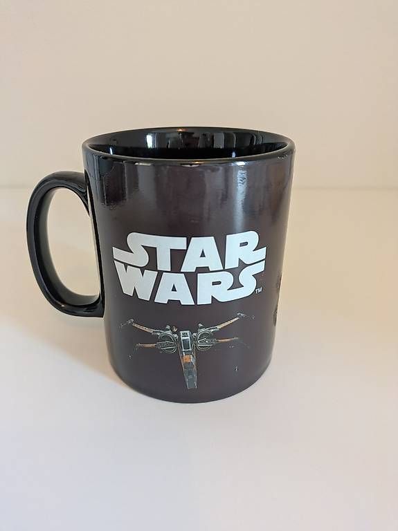 Tazze: "Star Wars" Tasse – Usato da Birsfelden venduto da L.L.CoolBean