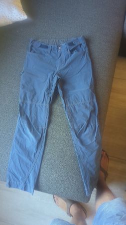 Pantalon Norrøna Svalbard 140cm bleu bon état