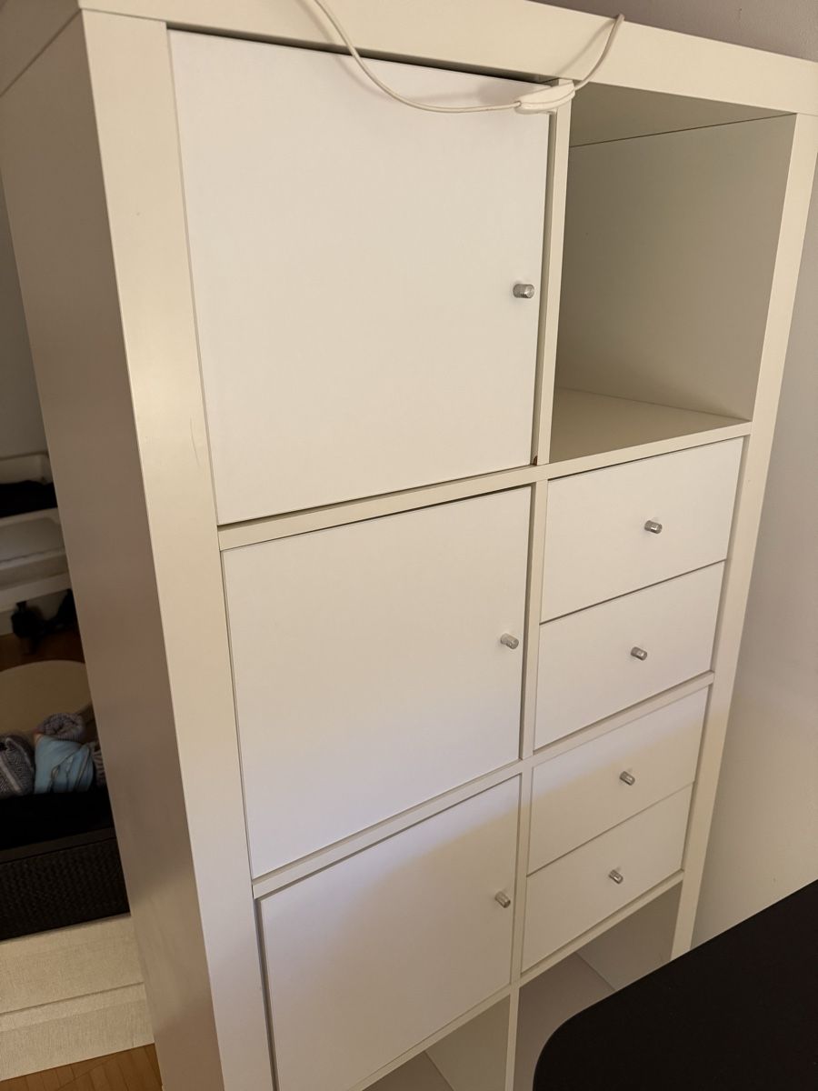 Regale: Regal – Gebraucht aus Ebmatingen von Banganca