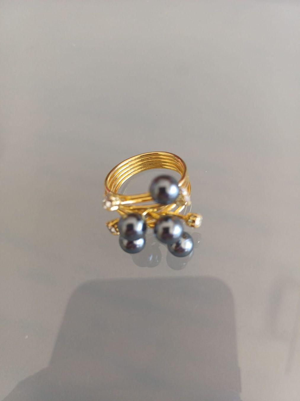 Anelli: Bague fantaisie avec perles nacrées – Usato da Collonges venduto da cam_72xf 2