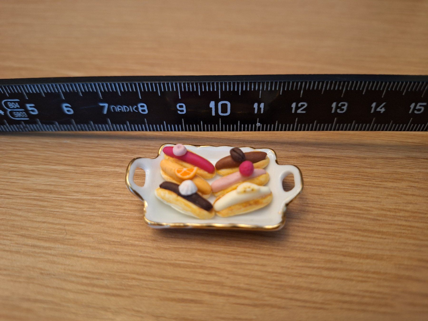 Case e mobili per bambole: Handmade gemischte Eclairs – Nuovo (secondo la descrizione) da Zürich venduto da HandmadeTinyFood 3
