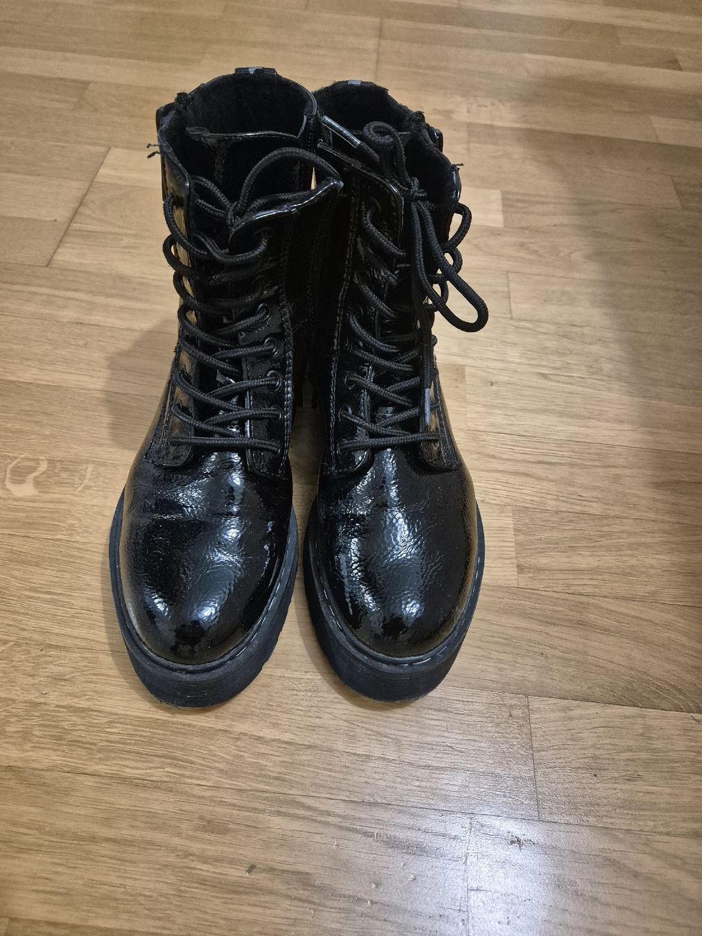 Scarpe da donna: Bottines taille 40 – Nuovo (secondo la descrizione) da BIEL/BIENNE venduto da rac_5tsm 1