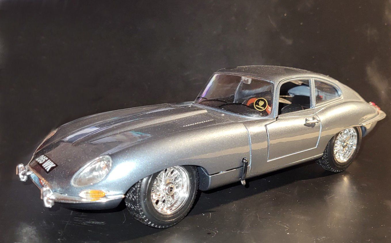 Bburago Modellini d'auto: Jaguar E-Type – Usato da Herisau venduto da Simonalb 1