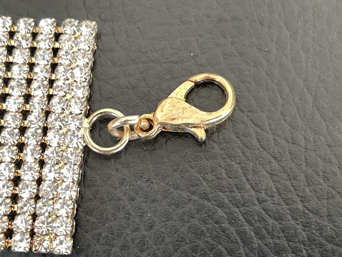 Bracciali & Braccialetti: Bracciale in maglia con strass color oro – Usato da Breganzona venduto da BlueBlue 4