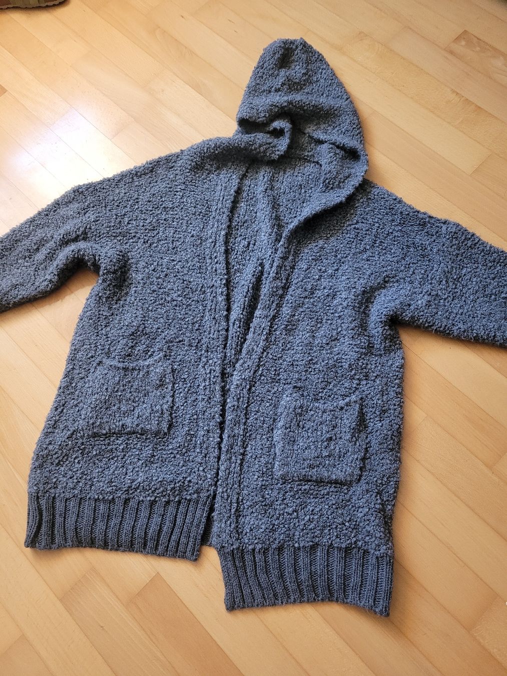 Nile Maglioni & Felpe: style Nile cardigan one size – Usato da Echallens venduto da frimousse2008 3