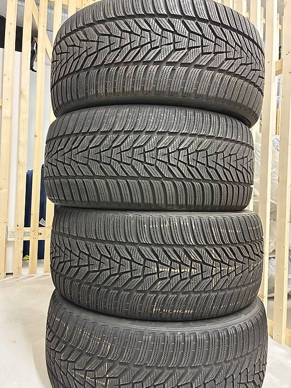 Sonstiges Schreiben & Zeichnen: Winterreifen Hankook 255 40 19 – Gebraucht aus Neuenhof von Gt5.Performance_ 4