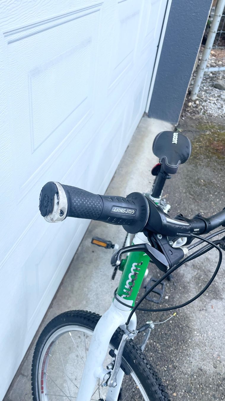 Woom Vélos: Woom 4, Grün, gute Zustand – D'occasion à Ebmatingen par yuk_df9q 4