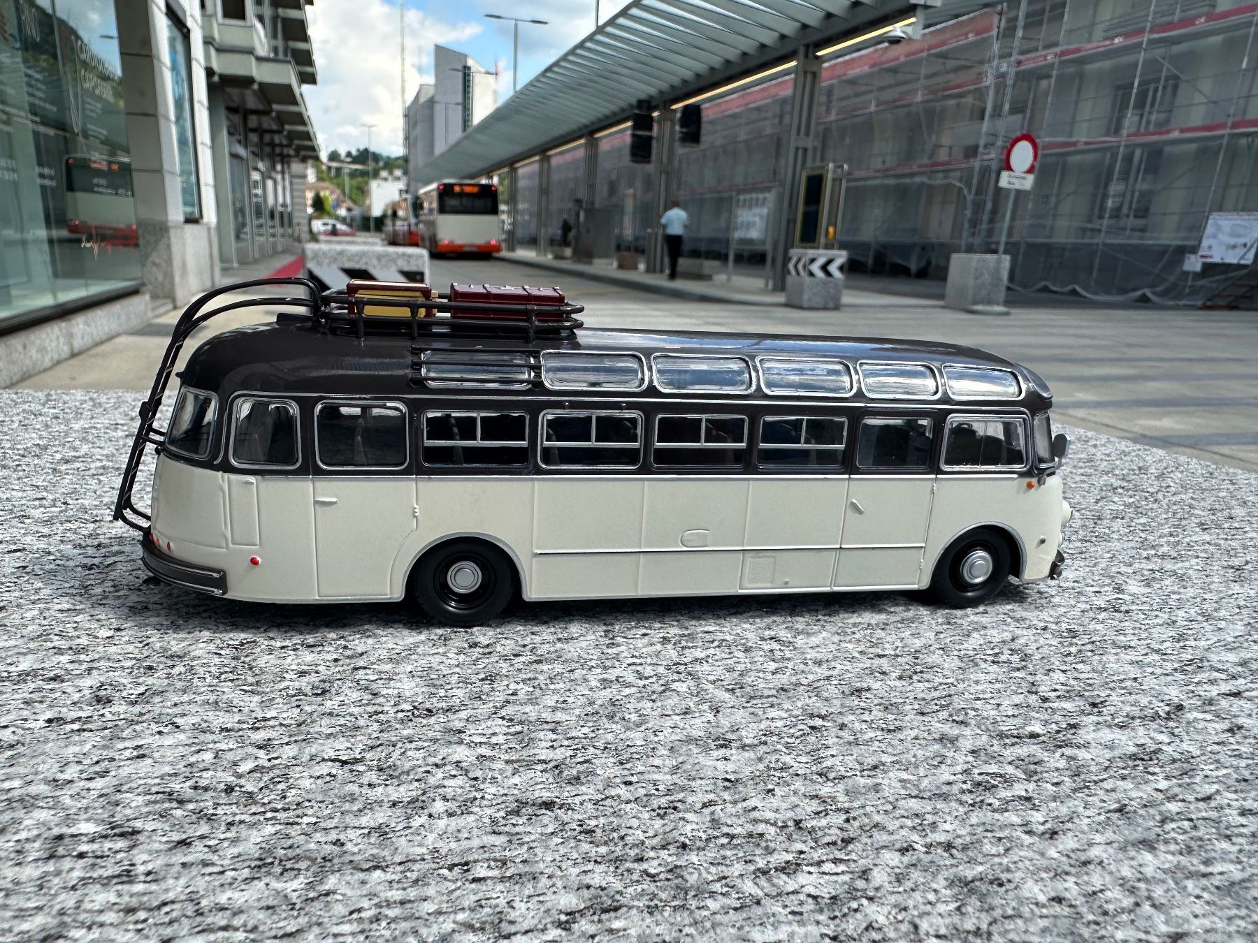 Kit di modellismo & Modellini statici: 1:43 isobloc 648dp bus‪ – Usato da Chiasso venduto da Carrara-Modellismo 1