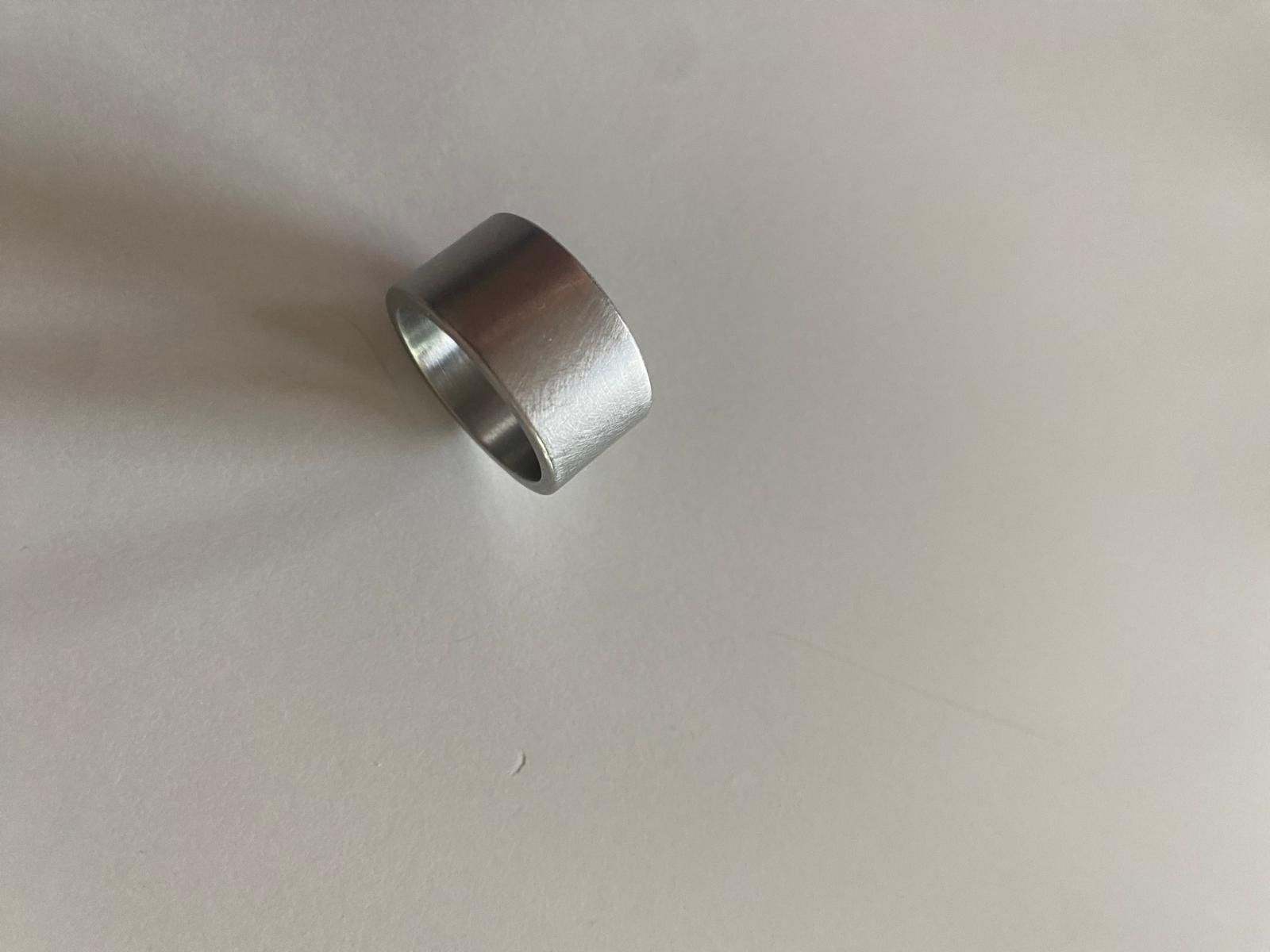 Anelli: stilvoller Titanring – Usato da Lüchingen venduto da LIDB