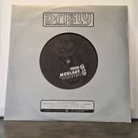 Moulage - Finsternis 12" | Drizzly Trance (Goliath Style)