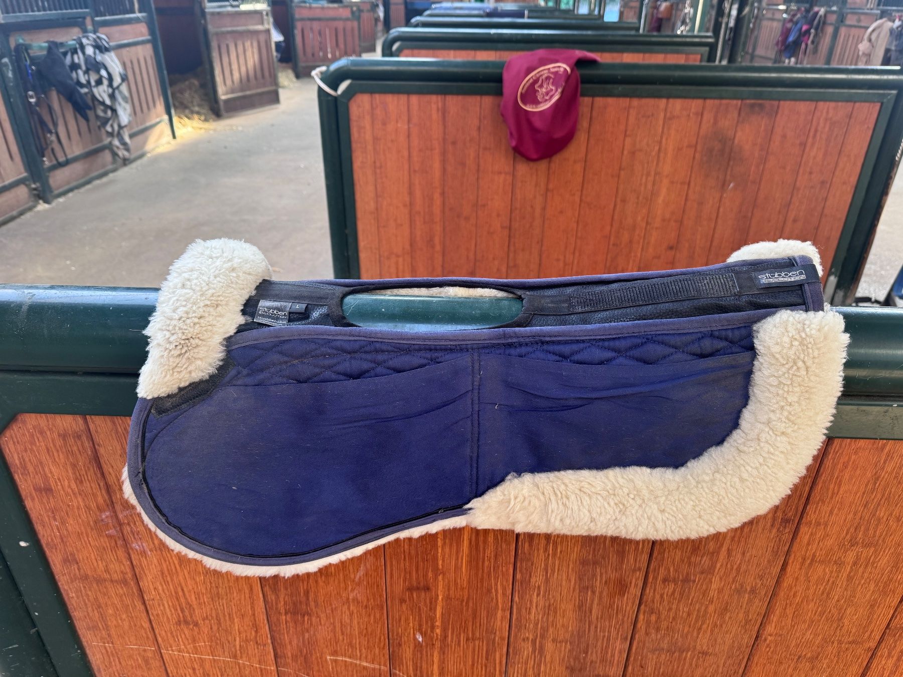 Selle & Accessori: Stübben Lammfell Pad L – Usato da Niederglatt ZH venduto da mvgie