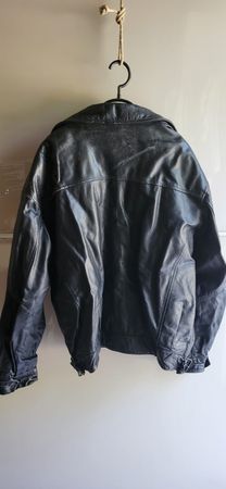 Herren-Lederjacke der Marke Whispering Smith, Farbe Schwarz