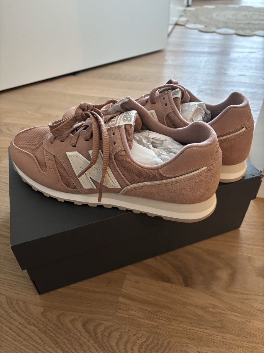 New Balance Scarpe da donna: New Balance Gr. 40.5, neu – Nuovo e nell'imballaggio originale da Egnach venduto da mameh