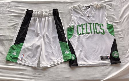 Maillot et short des Boston Celtics