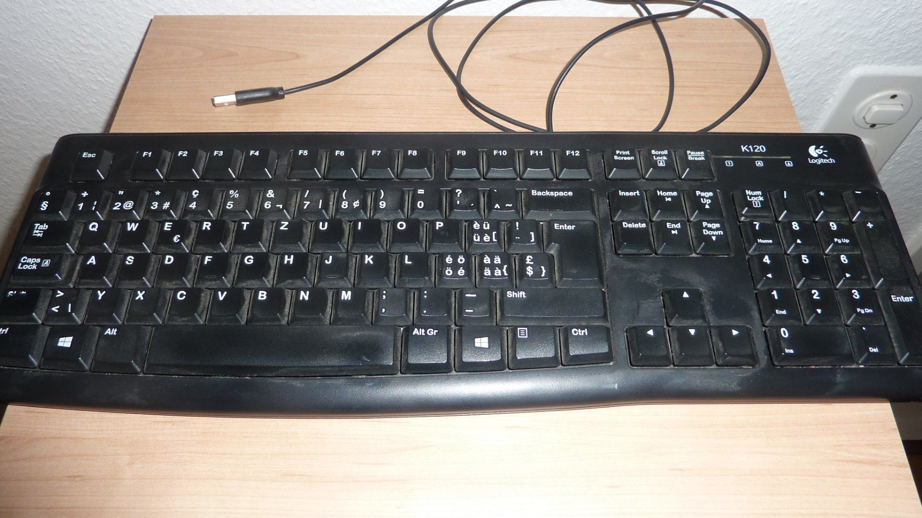 Logitech Claviers: logitech tastatur – Neuf (Voir description) à Füllinsdorf par pmarkus 2