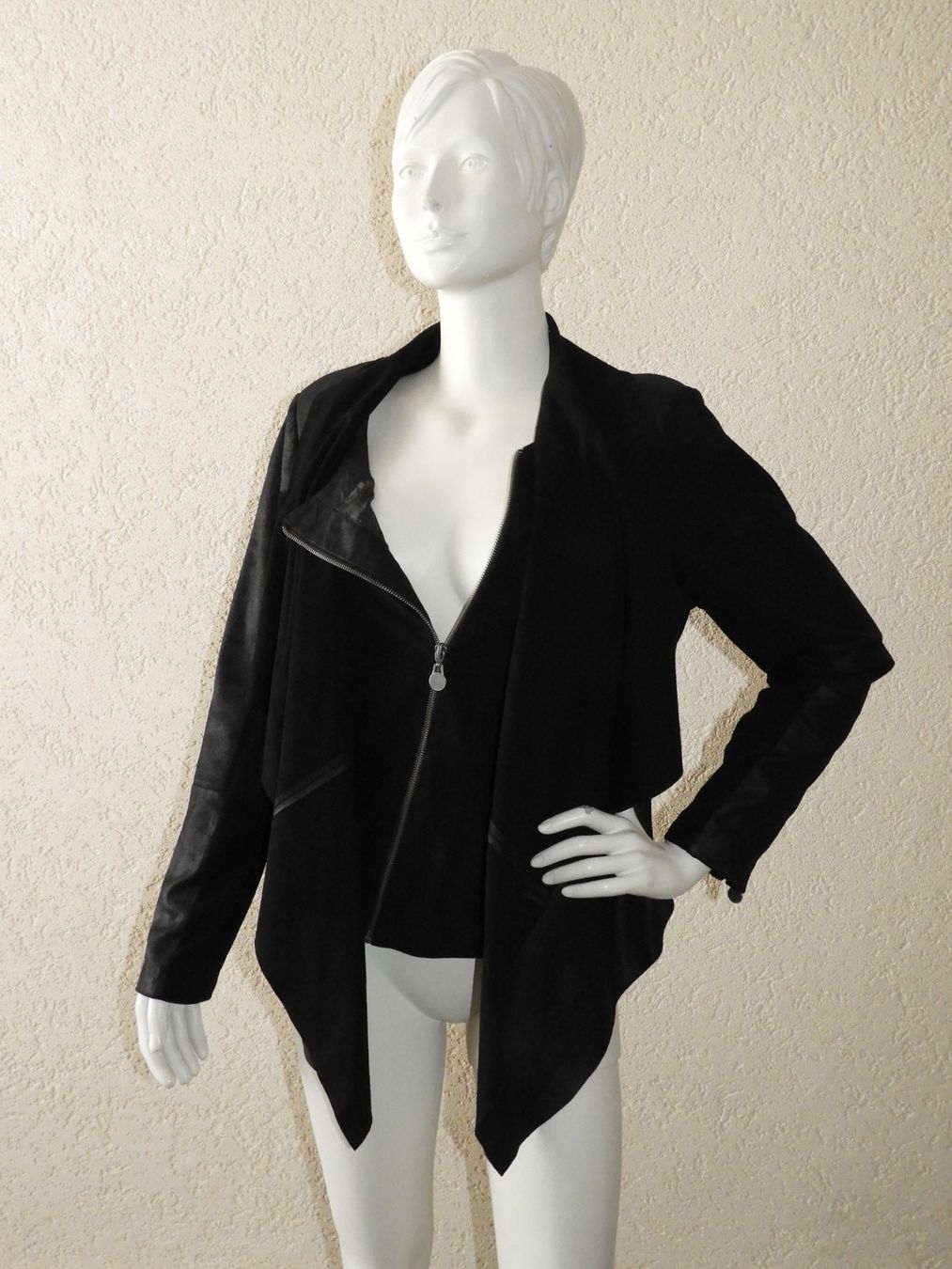 Giacche: veste cuir /blazer - T42 – Usato da Dombresson venduto da sev_bsb8
