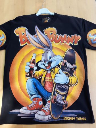 Bugs Bunny T-shirt in XL