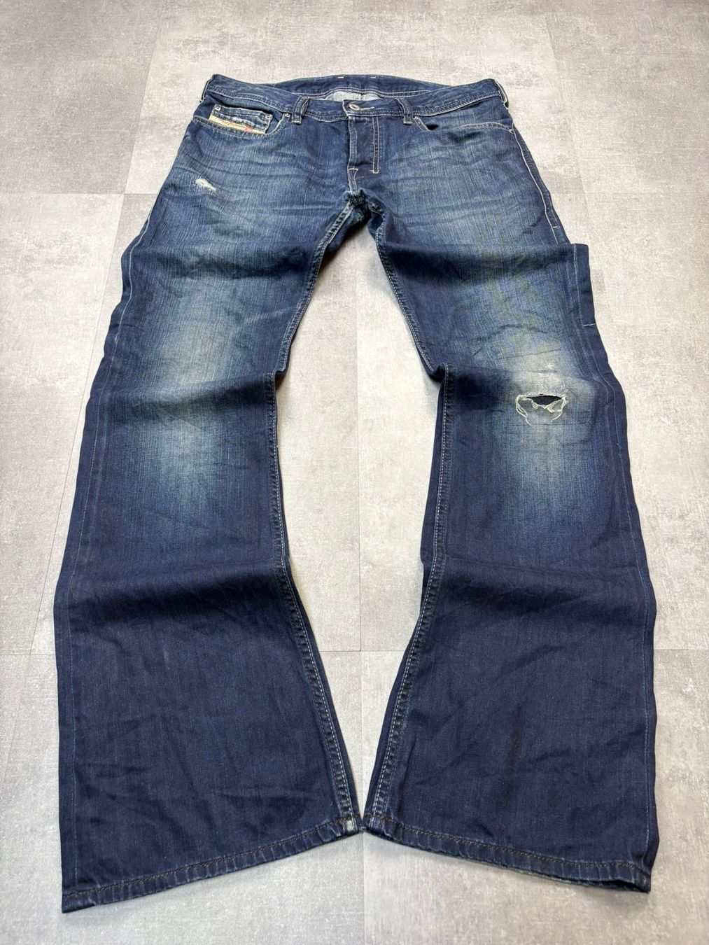 Diesel Jeans: Vintage Diesel Bootcut Flared Jeans (M) – Nuovo (secondo la descrizione) da Werdenberg venduto da hase.vintage 1