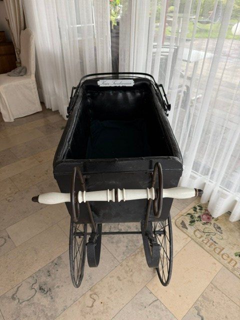 Carrozzine: Antiker Kinderwagen – Usato da Kriens venduto da Andia63 1
