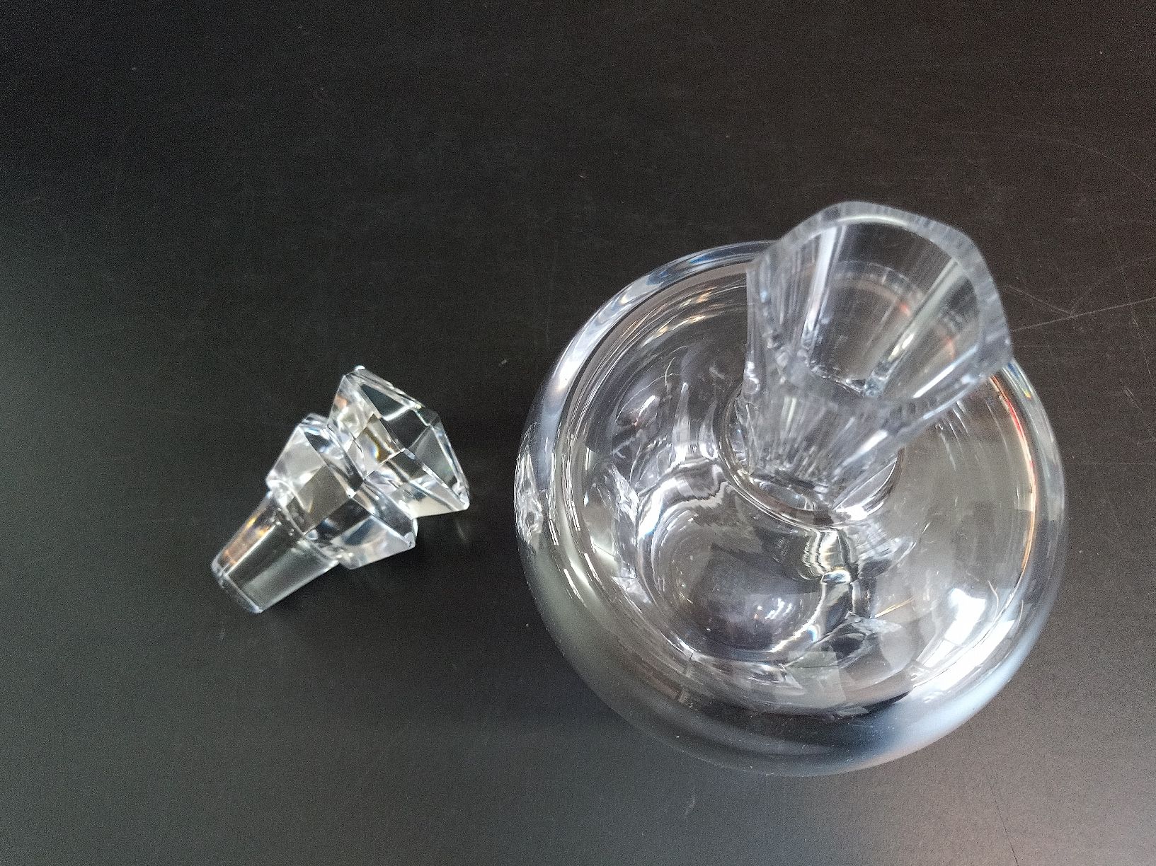 Baccarat Karaffen: Baccarat Karaffe aus Kristallglas – Gebraucht aus Reiden von Zofi-Brocki 5