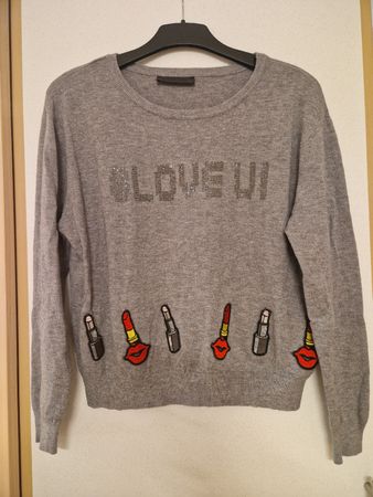 Pull gris court à motifs taille M
