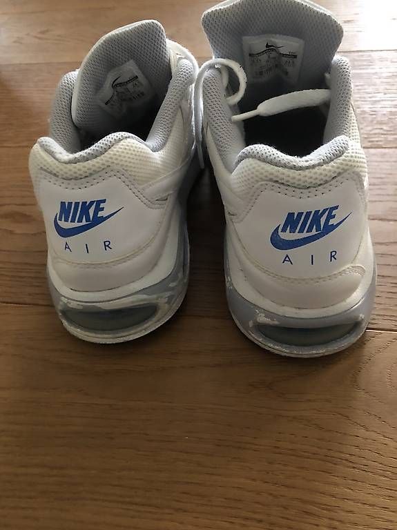 Nike Scarpe da donna: Nike Air Command Gr 39 – Usato da Effretikon venduto da mausi212 3