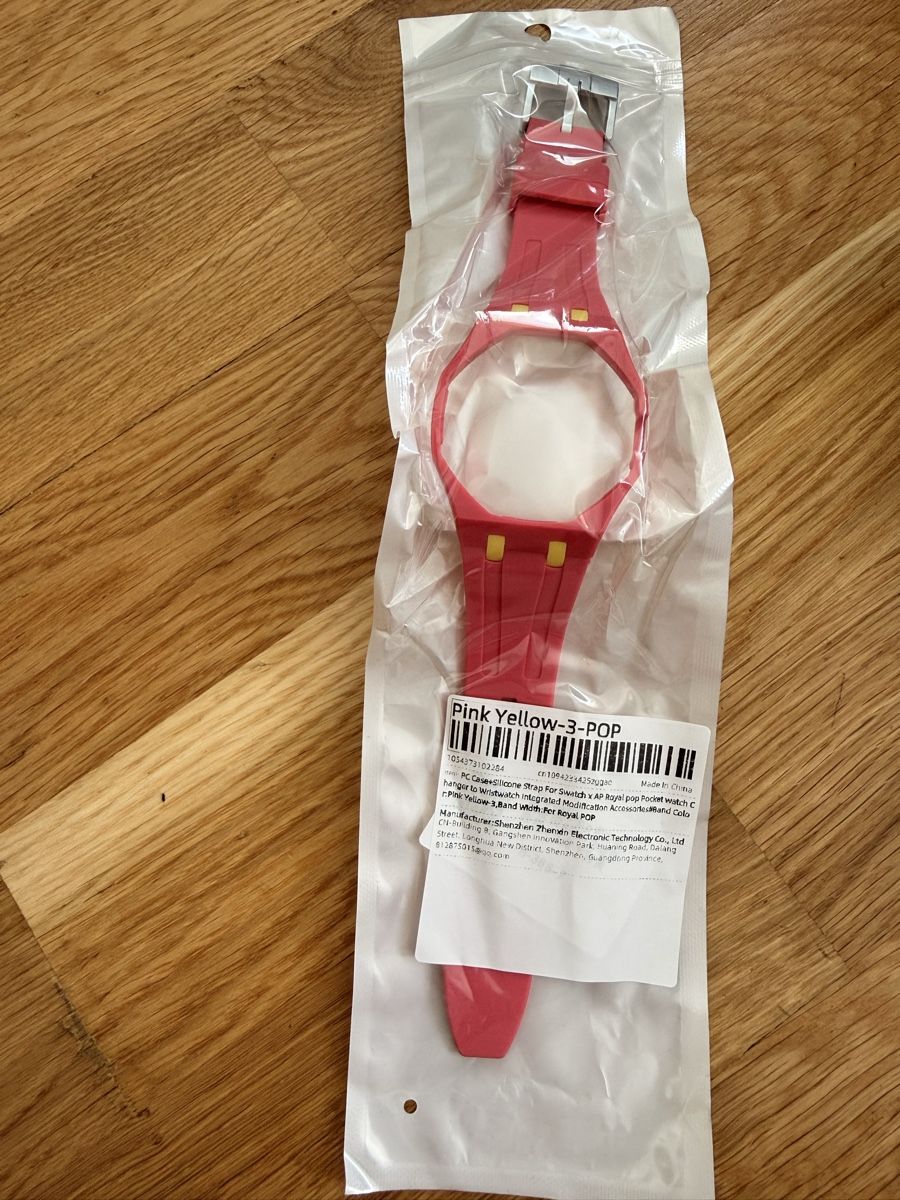 Armbänder & -reifen: Royal Pop bracelet  – Neu und originalverpackt aus Penthalaz von sup_5ztk 1