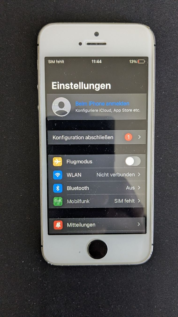 Apple Telefoni cellulari / Smartphones: iPhone SE 2016 – Usato da Zürich venduto da enri23 1