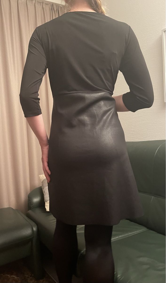 Vestiti: Vestito da sera nero con paillettes e similpelle-M/L – Nuovo (secondo la descrizione) da Gordevio venduto da LanaZimm 1