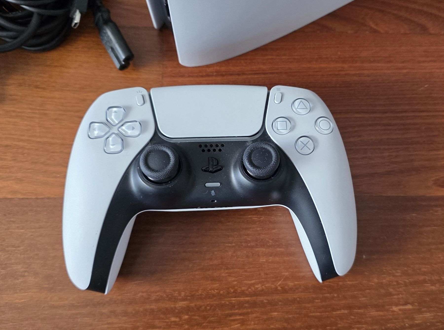 Sony Konsolen: PS5 Pro comme neuve  – Gebraucht aus Lausanne von qoq_x7cl 4