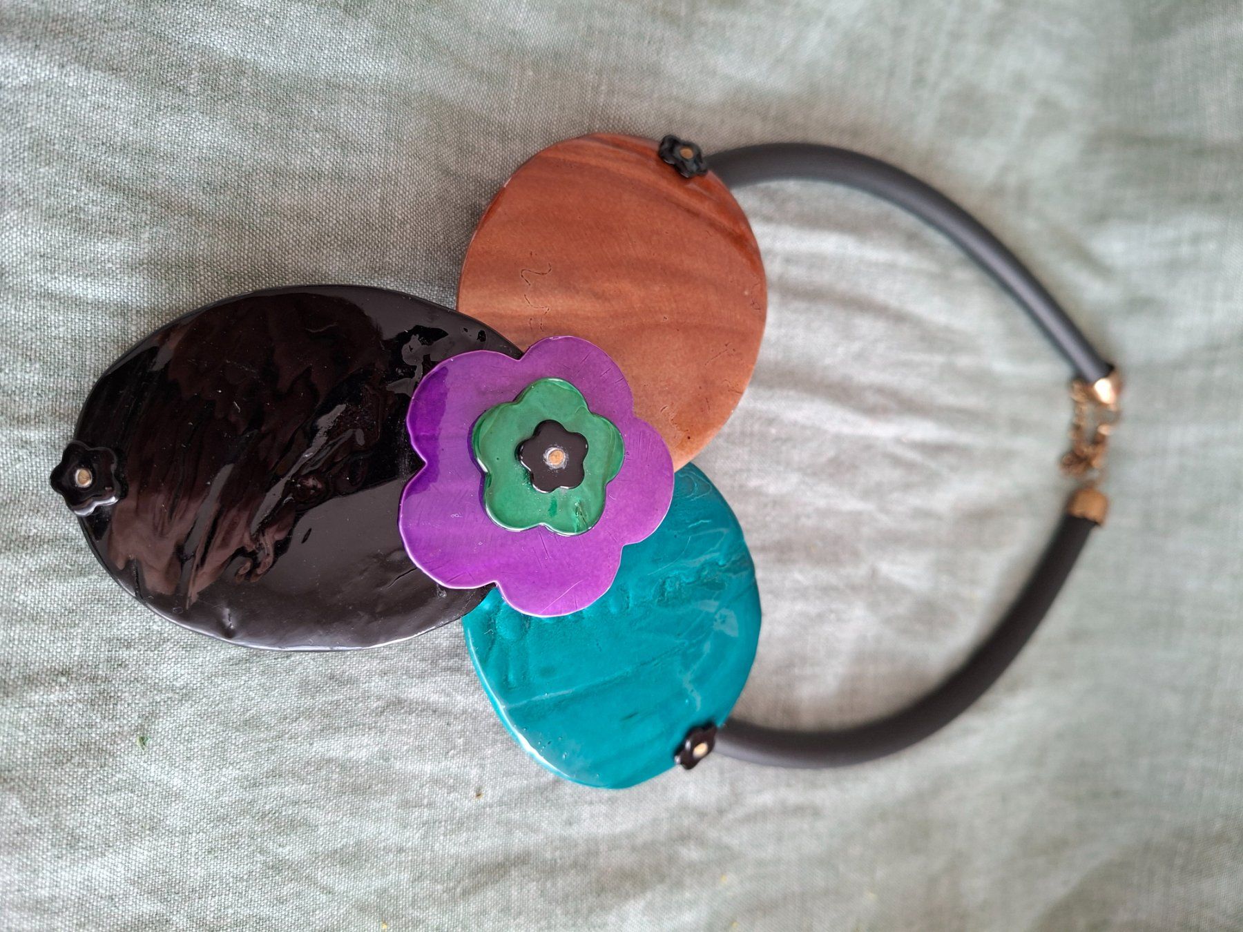 Catenine: Collier Statement Fleur Pop Art – Nuovo (secondo la descrizione) da Lutry venduto da Sim_Sta 5