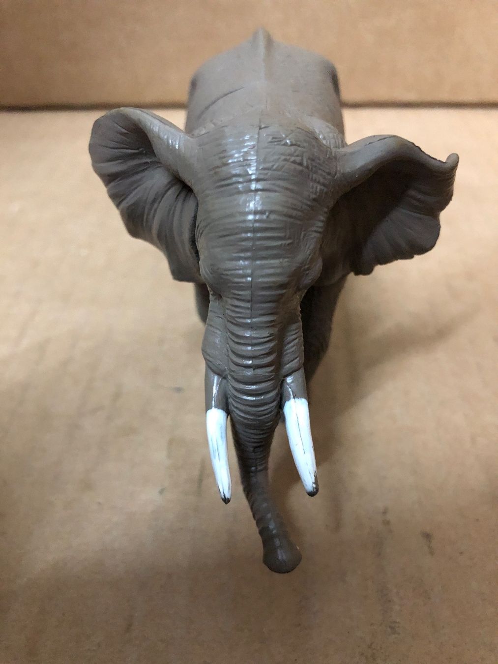 Figuren: Elefant Plastik – Gebraucht aus Eschlikon TG von RamonaSt 1