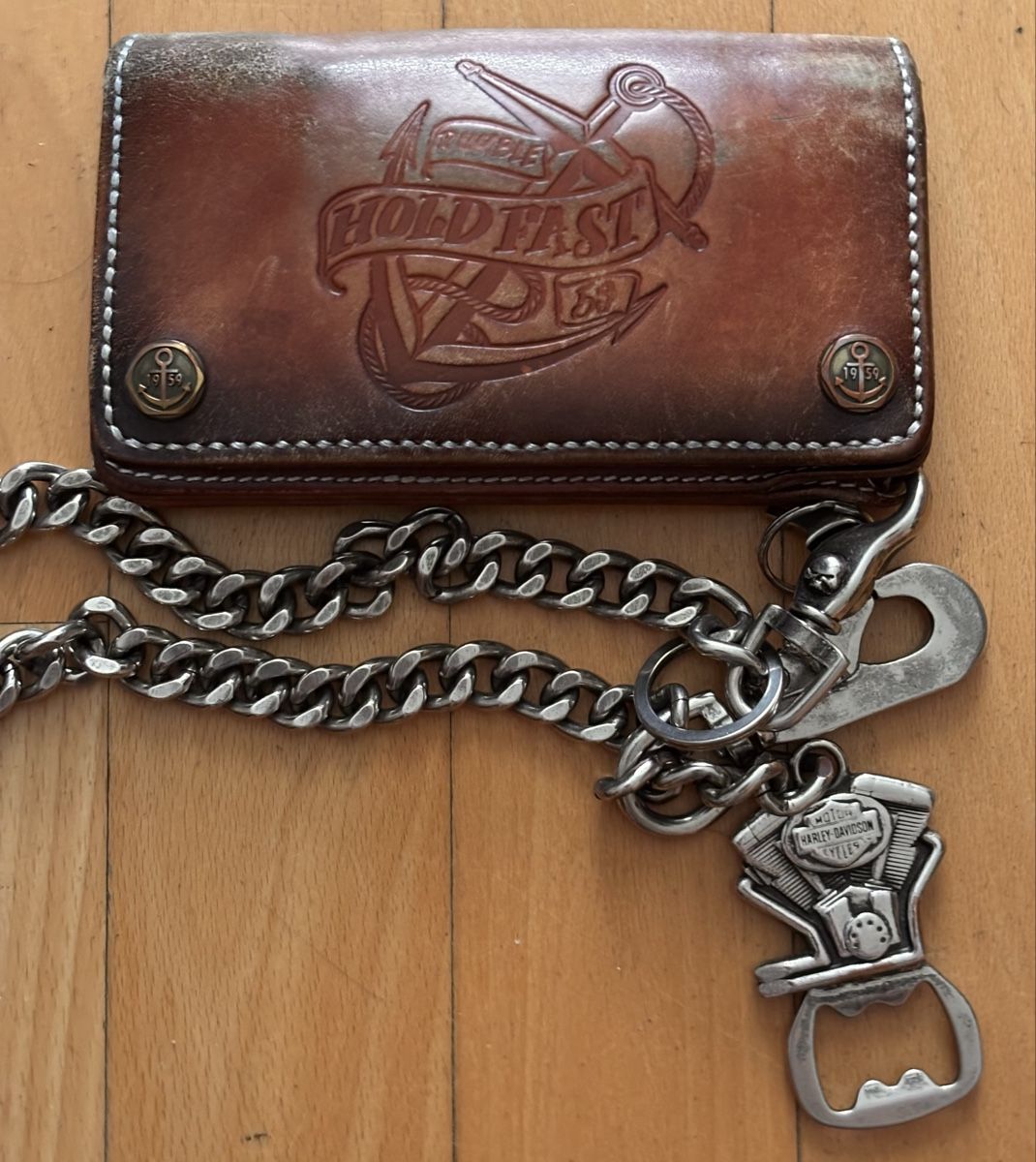 Brieftaschen: Portemonnaie mit Kette – Gebraucht aus Egg b. Zürich von Luckybilly
