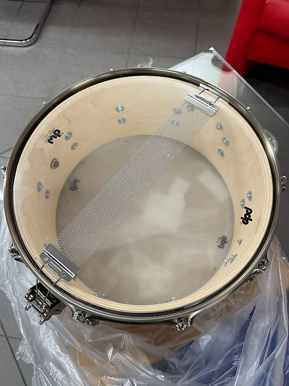 Strumenti musicali: DW PDP 20th Anniversary Snare – Usato da Oftringen venduto da fah_6chf 2