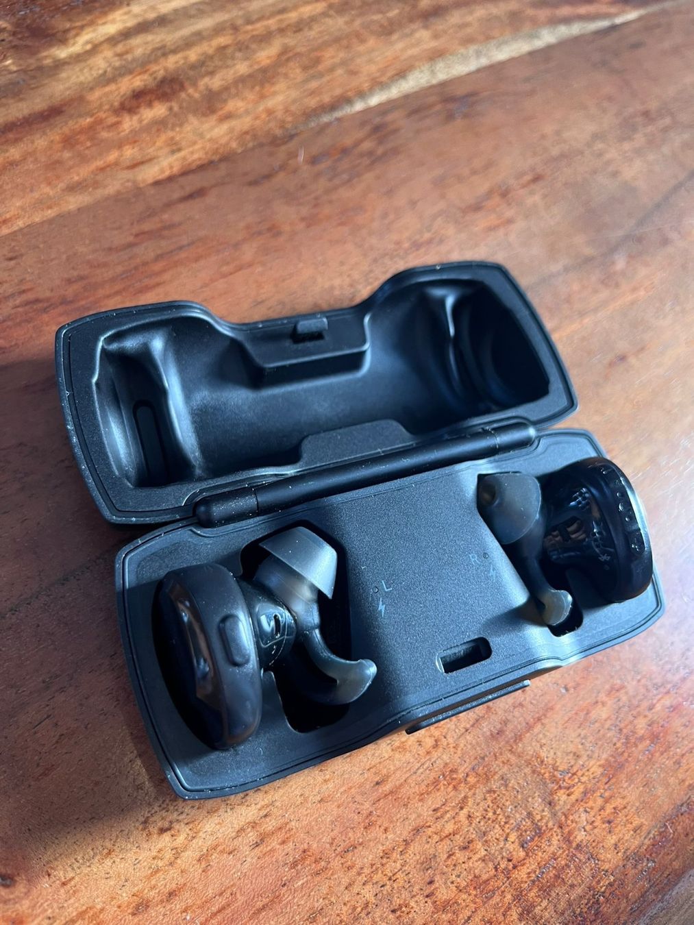 Bose Cuffie: BOSE Sport in-ear bluetooth headphones – Usato da Zürich venduto da vij_5nrw 2