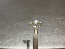 Damenring 9k Gold Zirkonia