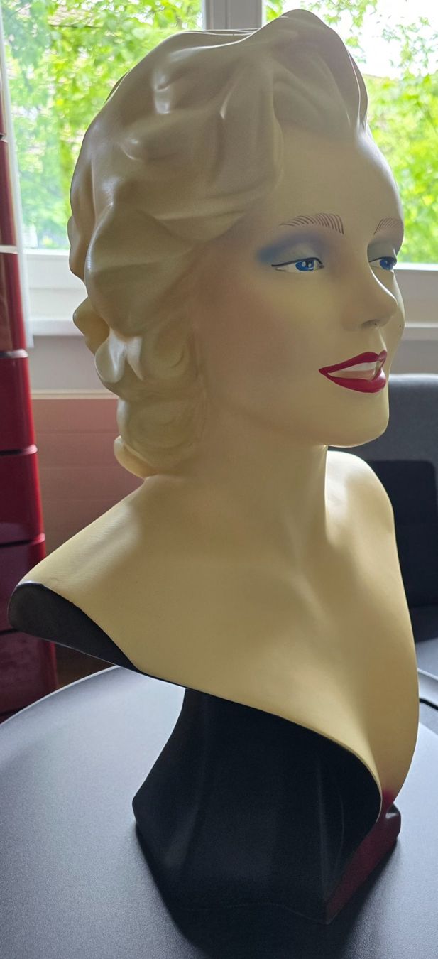 Sculture & Statue: Marilyn Monroe Büste – Usato da Gossau SG venduto da Novaforte 2