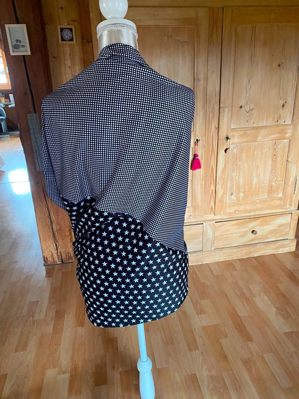 Foulards & écharpes: Hübsche Schals – D'occasion à Röschenz par Tashroal 3