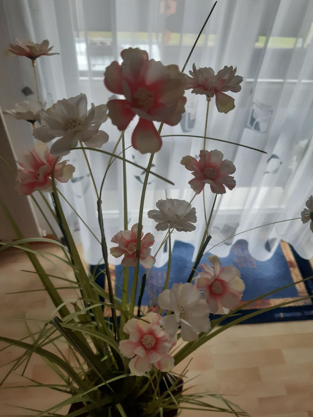 Alle Dekorationen: Kunstgras mit Blumen – Neu (gemäss Beschreibung) aus Altenrhein von theresia11 2